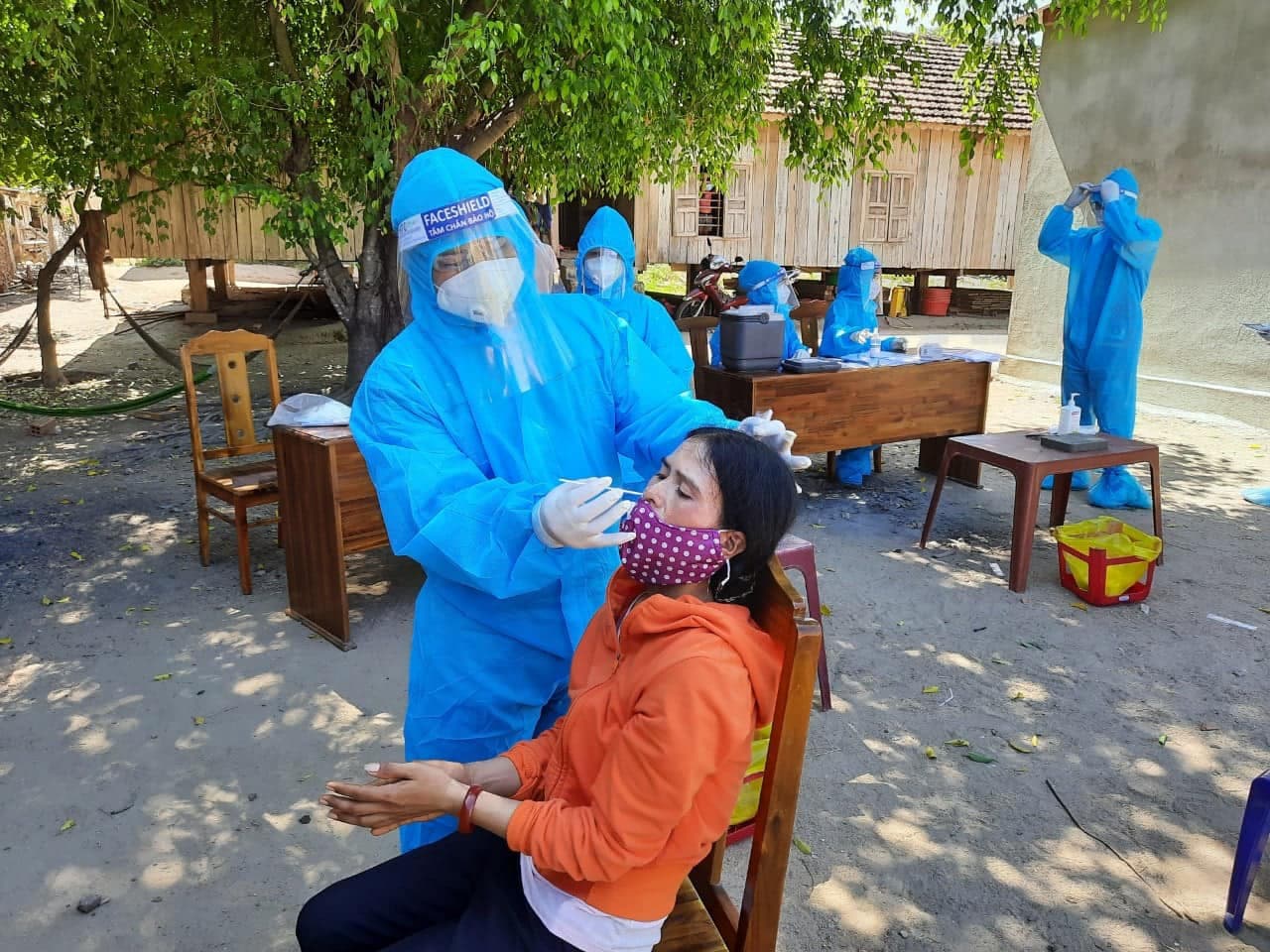 Địa phương nào tiêm chậm, Bộ Y tế sẽ điều chuyển vaccine Covid-19 tới nơi khác