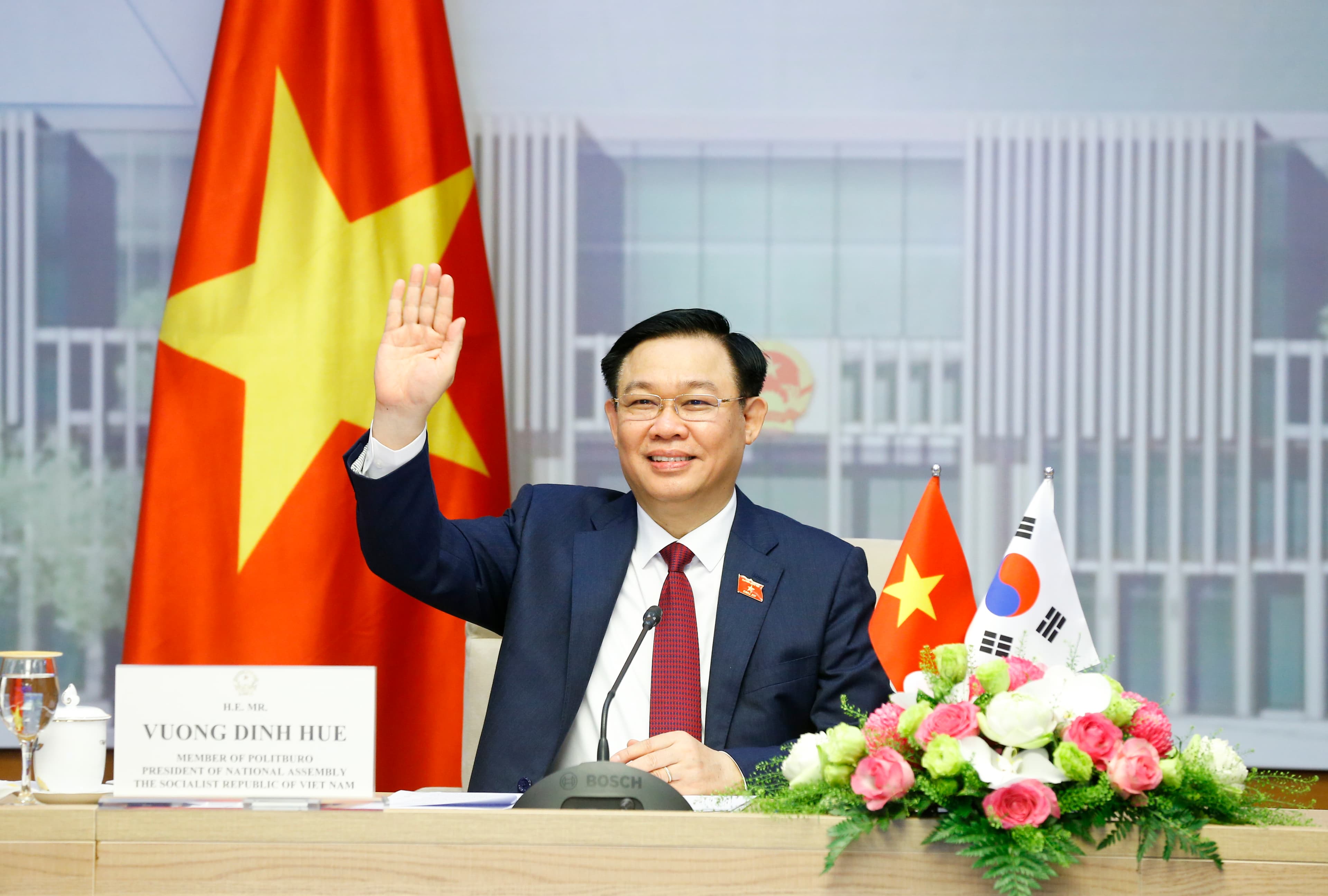 Chủ tịch Quốc hội Cuba chúc mừng Chủ tịch Quốc hội Vương Đình Huệ
