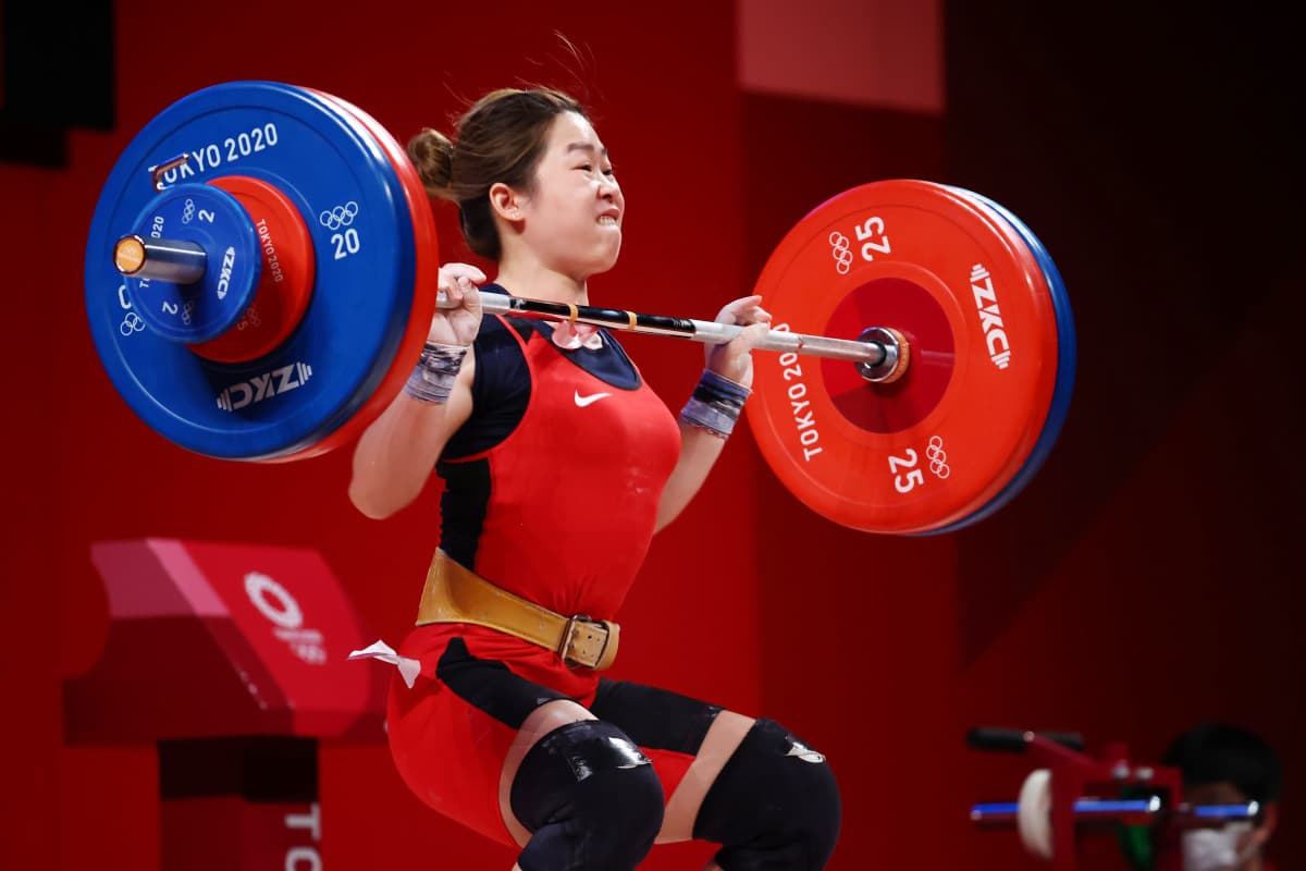 Nhìn lại để biết bước đi