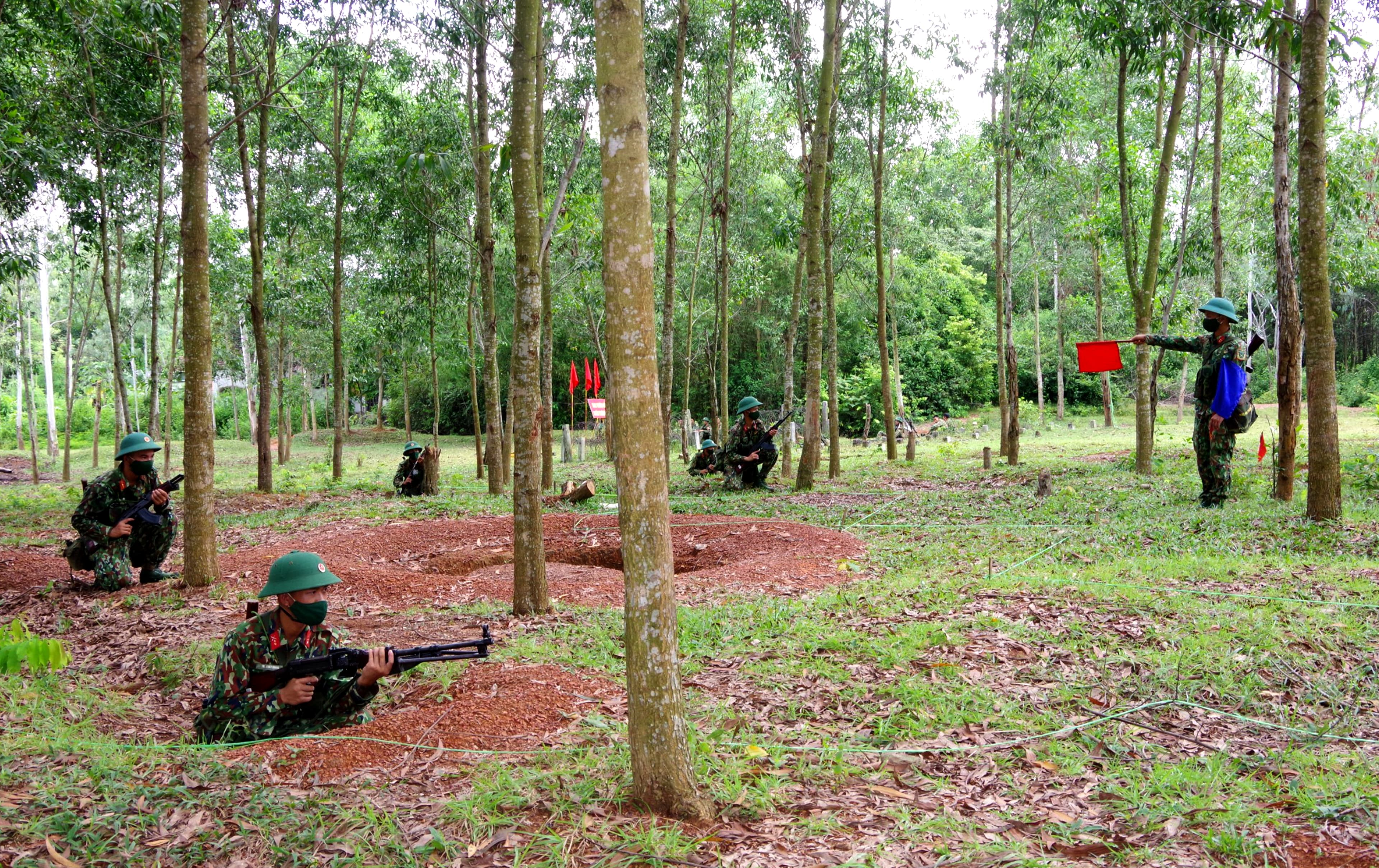 "Vượt nắng, thắng mưa", say sưa luyện giỏi