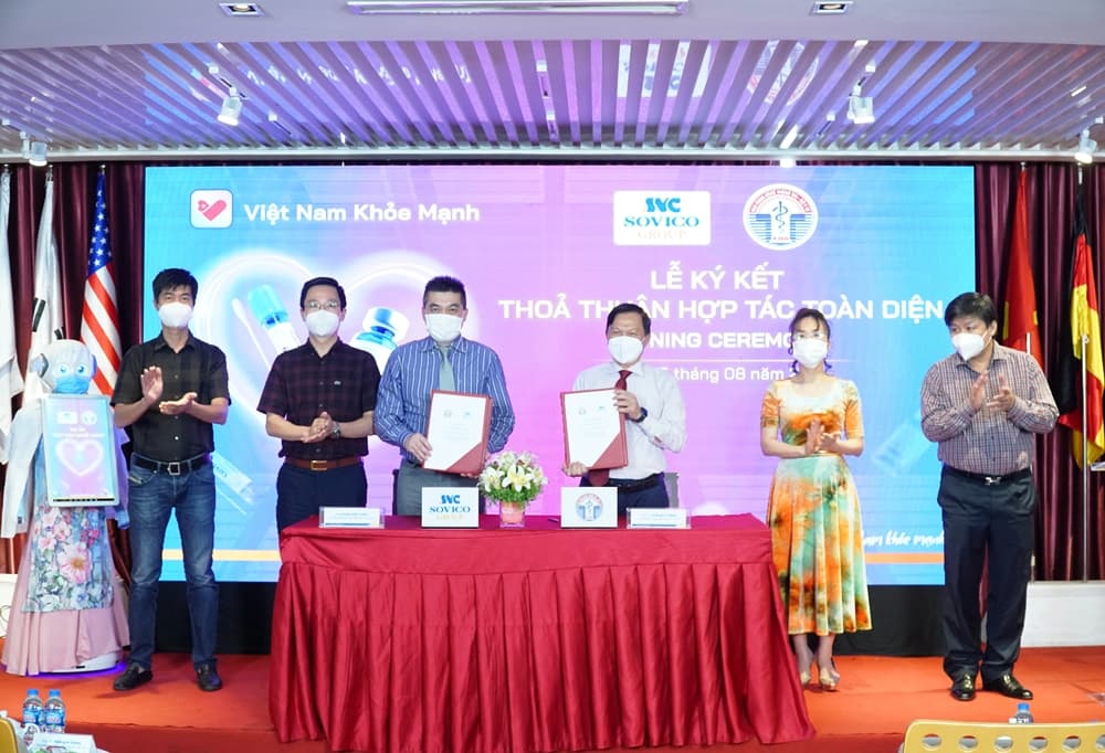Bàn giao phần mềm quản lý, kiểm soát dịch bệnh và xét nghiệm cộng đồng