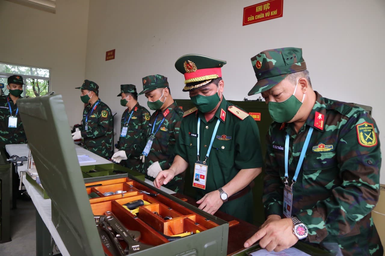 Công tác kỹ thuật sẵn sàng cho Cuộc thi “Xạ thủ bắn tỉa” và “Vùng tai nạn”