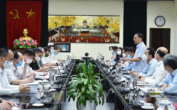Vận động vaccine là trọng tâm hàng đầu trong triển khai công tác đối ngoại