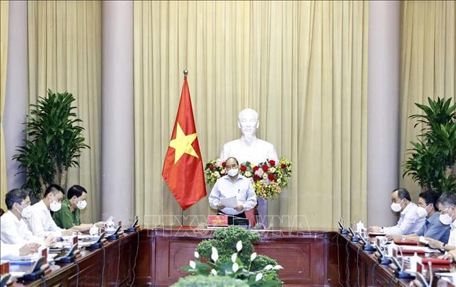 Chủ tịch nước Nguyễn Xuân Phúc chủ trì làm việc về Quyết định đặc xá năm 2021