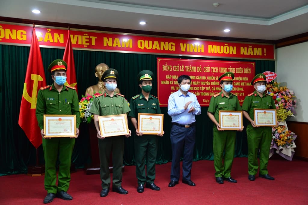 Điện Biên, Sơn La thưởng nóng lực lượng phá thành công các chuyên án ma túy