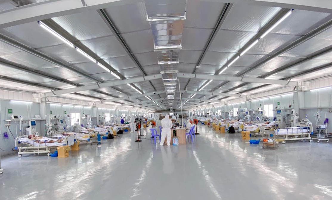Bệnh nhân đầu tiên điều trị tại Bệnh viện dã chiến số 13 được ra viện