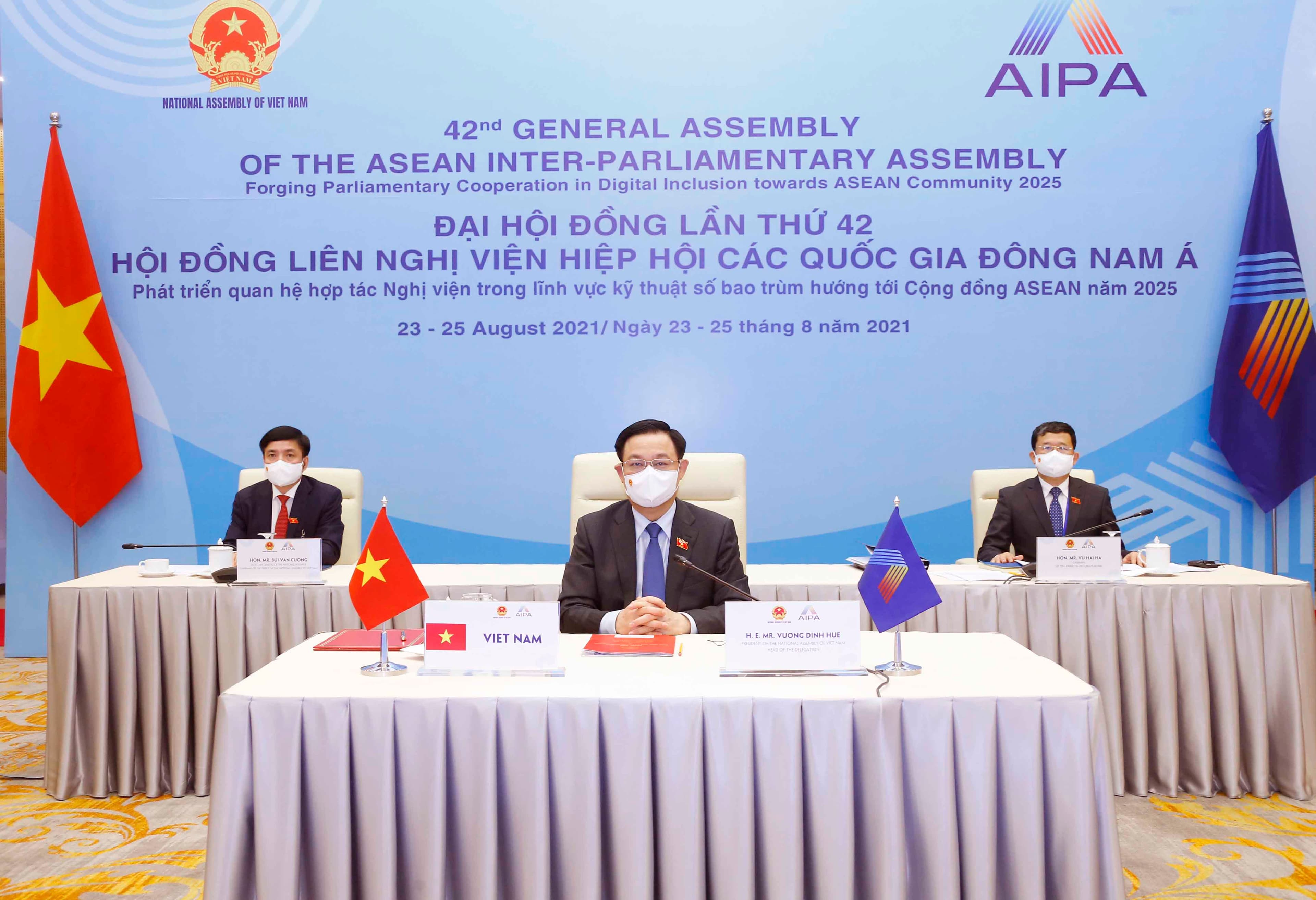 Đoàn đại biểu cấp cao Quốc hội Việt Nam có nhiều sáng kiến đóng góp tại AIPA-42