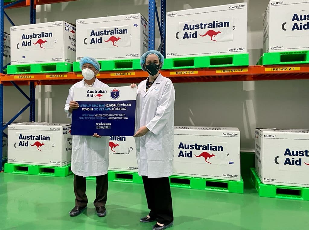 Việt Nam tiếp nhận hơn 400 nghìn liều vaccine AstraZeneca do Chính phủ Australia tài trợ