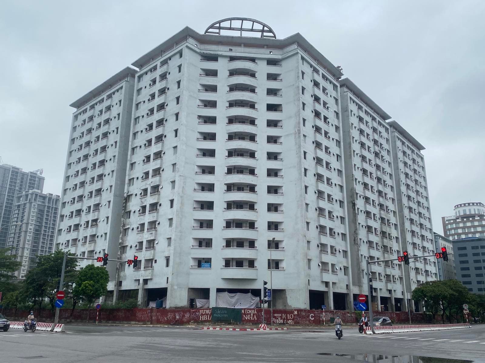 Nhà tái định cư bỏ không, người có nhu cầu thiếu chỗ ở