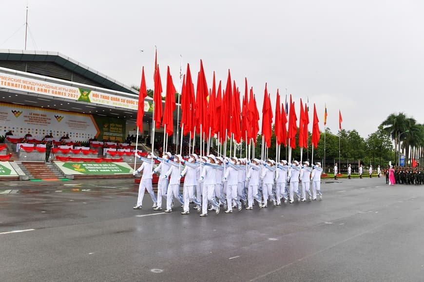 Từ 15 giờ, Báo QĐND Điện tử tường thuật trực tiếp 2 trận bán kết xe tăng hành tiến