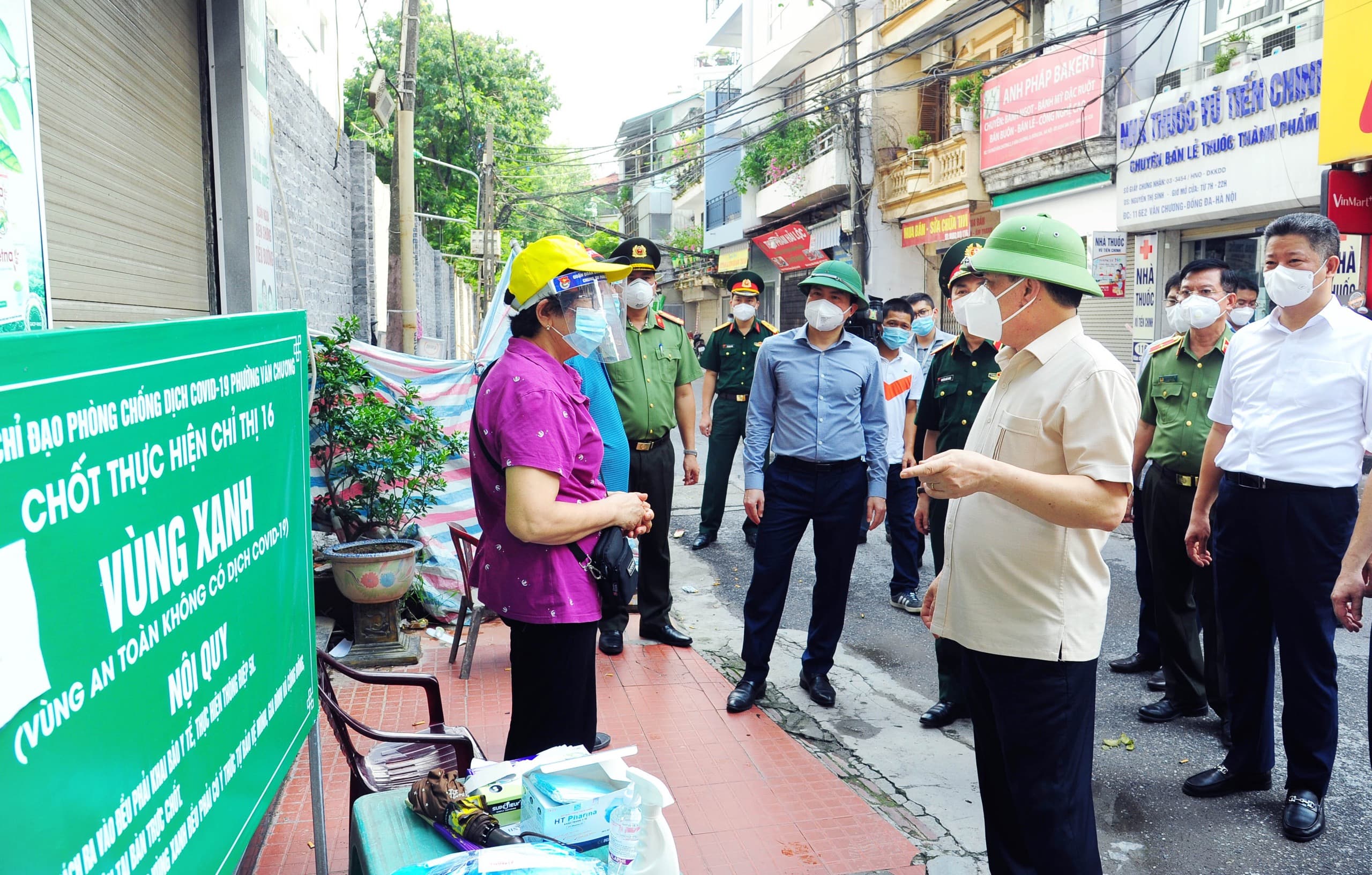 Thực hiện triệt để, thực chất việc giãn cách xã hội