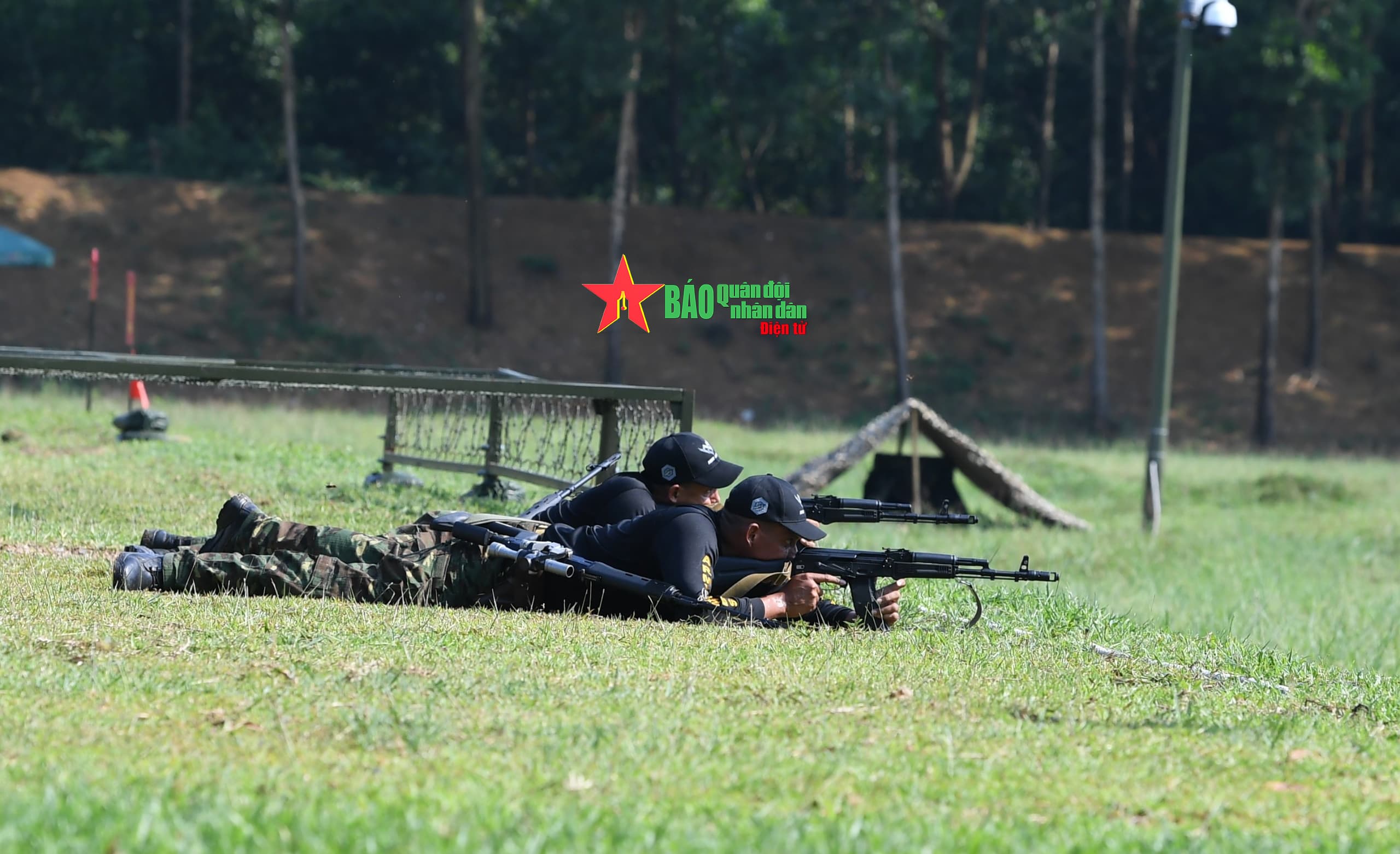 Súng trường AK-74M được sử dụng trong thi đấu tại nội dung “Xạ thủ bắn tỉa”