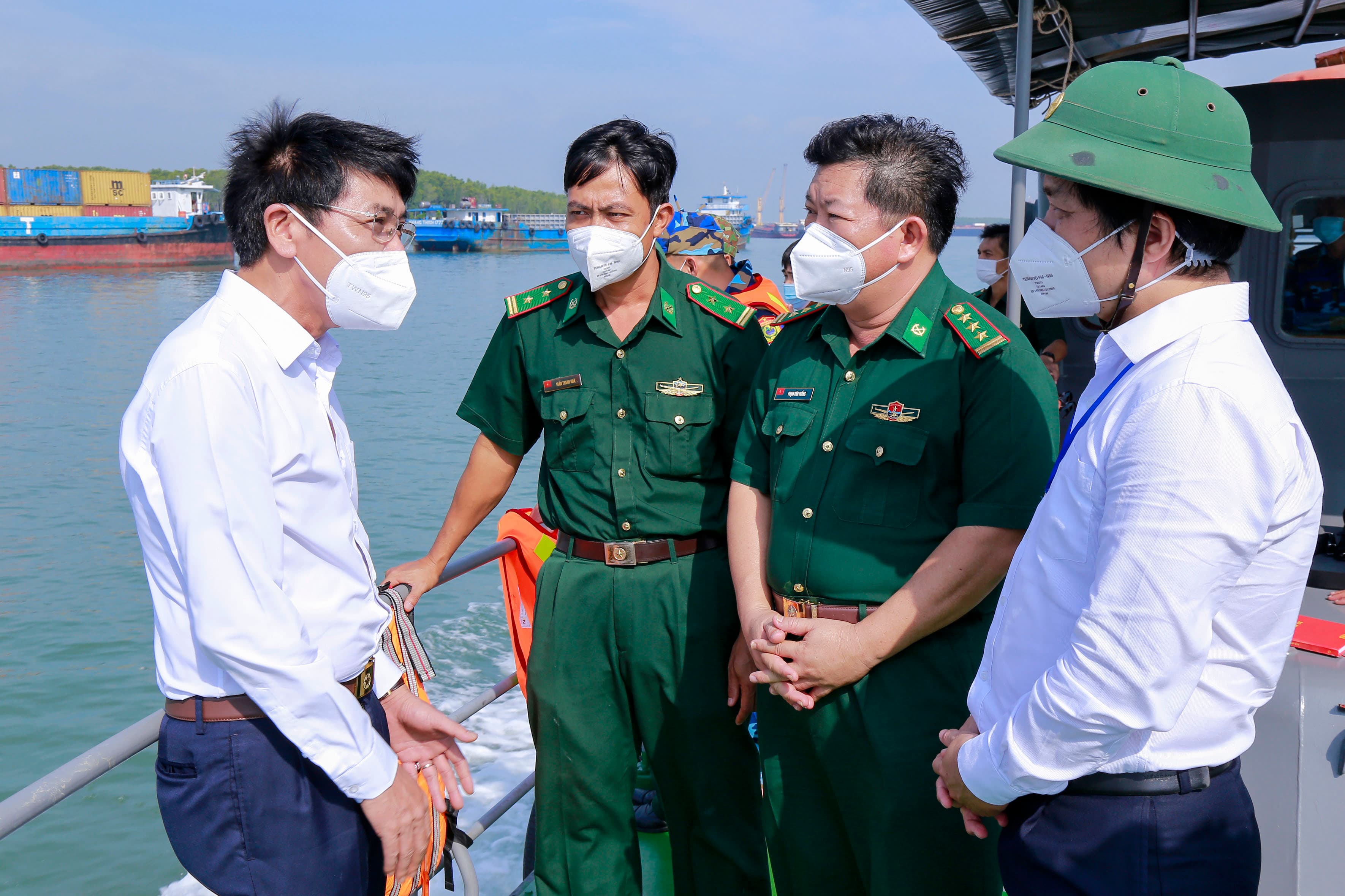 Biên phòng cửa khẩu cảng TP Hồ Chí Minh linh hoạt thực hiện nhiệm vụ trong mùa dịch