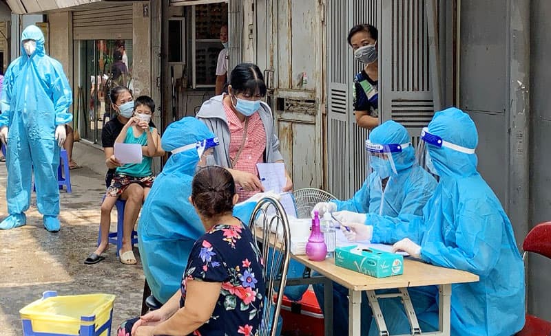Phản biện và chê bai