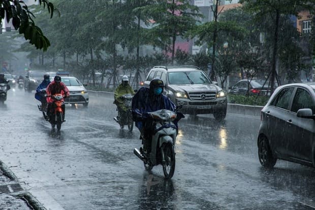 Các tỉnh Bắc Bộ có mưa rào và dông rải rác về đêm
