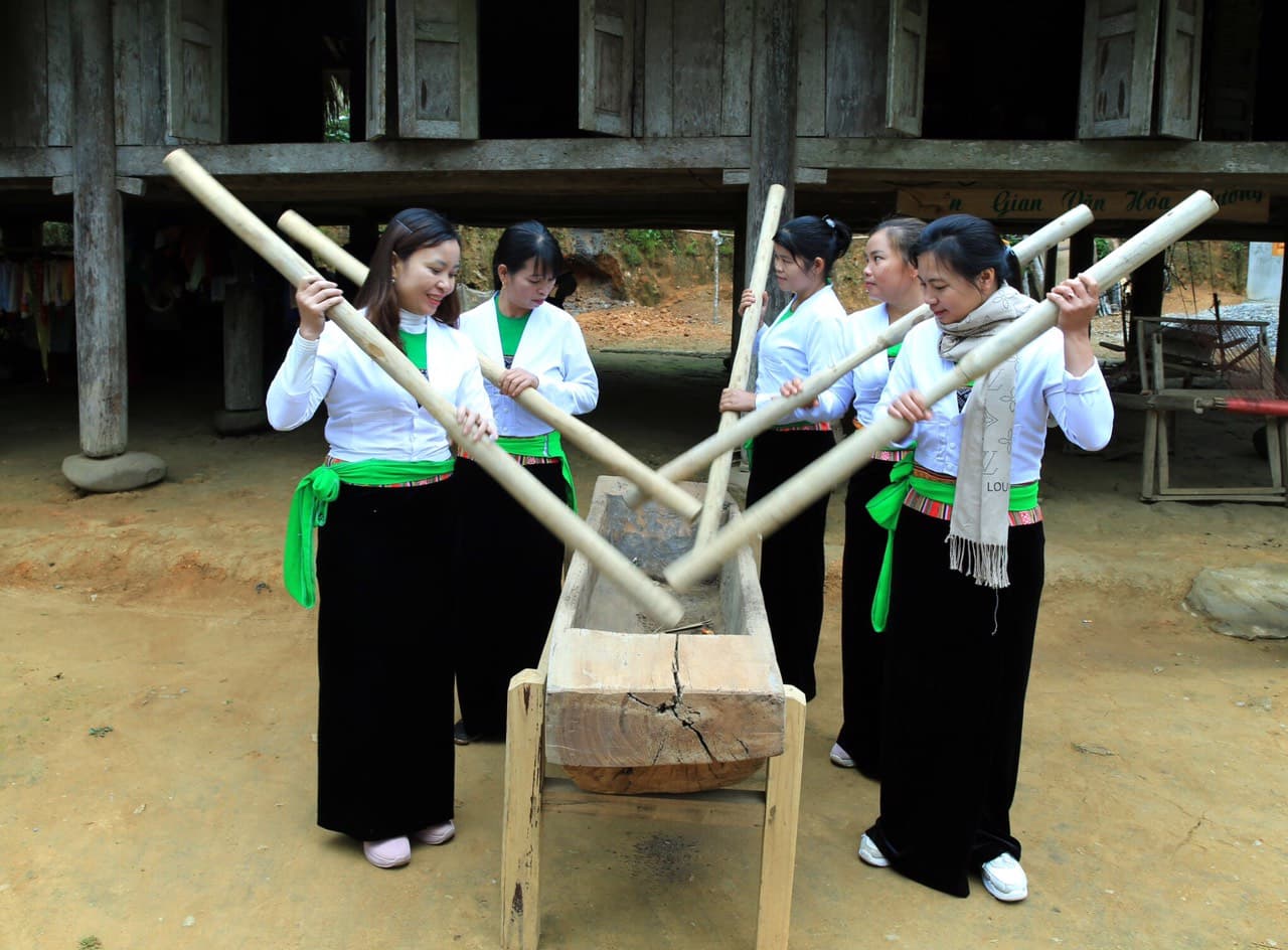 Nét đẹp đâm đuống của người Mường