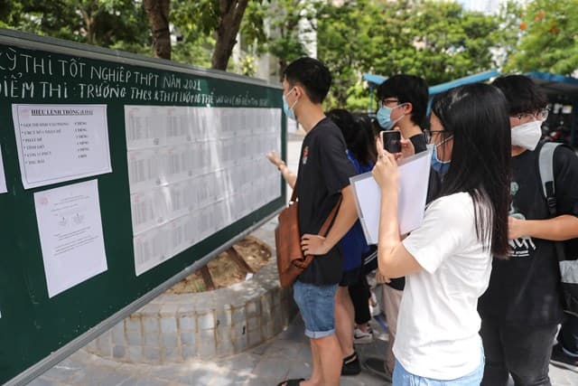 Hơn 45% số thí sinh điều chỉnh nguyện vọng xét tuyển đại học