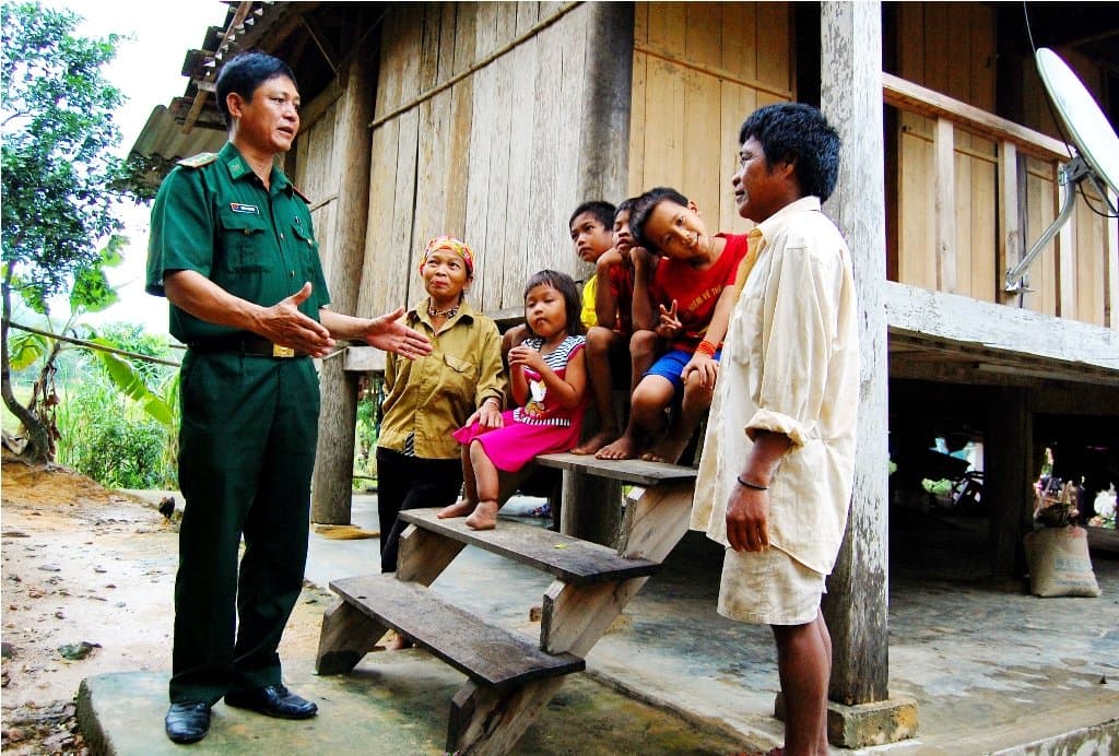 "Người lái đò” thượng nguồn sông Ngàn Sâu