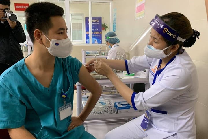 Hà Nội: Tỷ lệ tiêm chủng phòng Covid-19 của quận Hoàn Kiếm gần đạt 100%