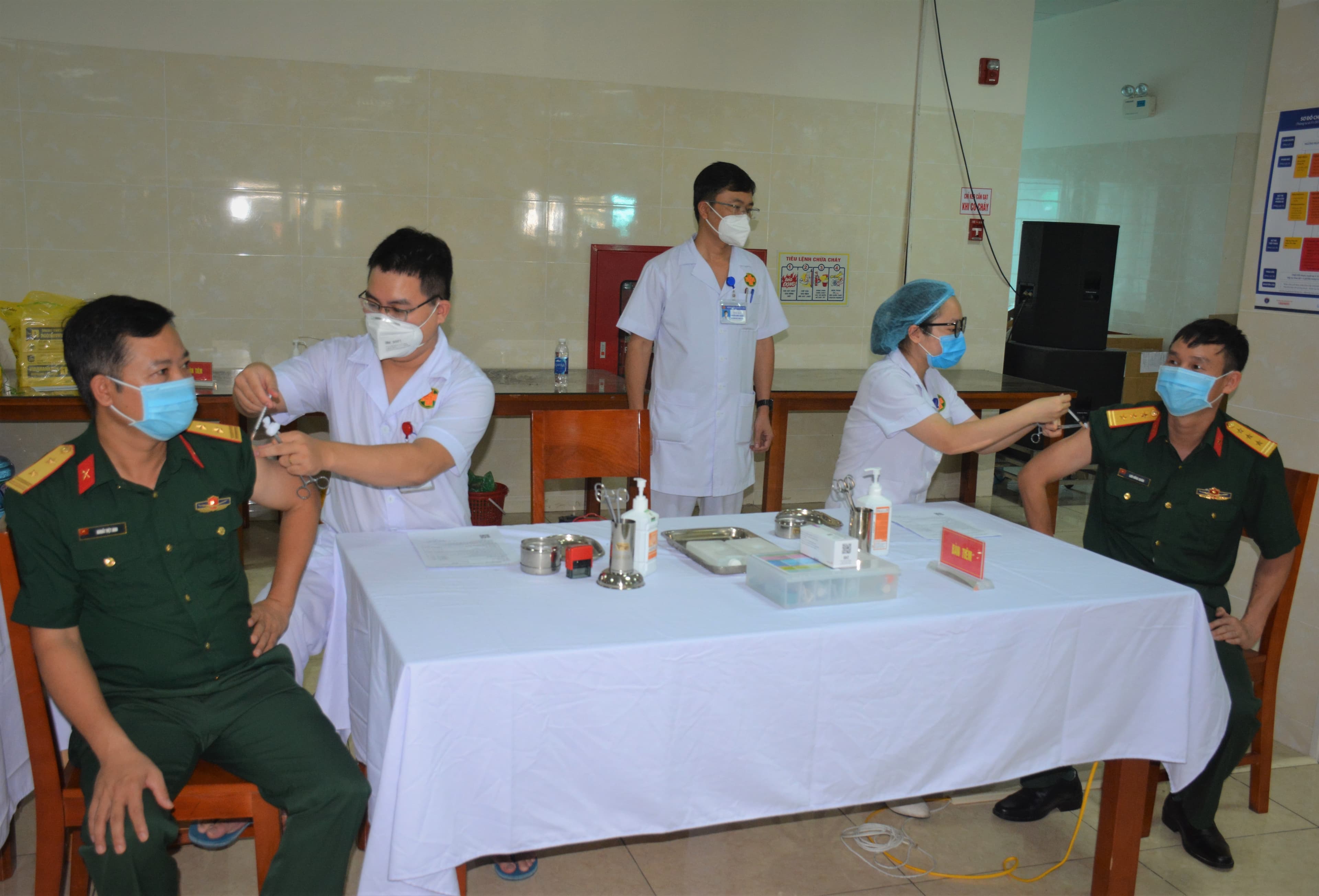 Tổ chức tiêm vaccine chặt chẽ, khoa học