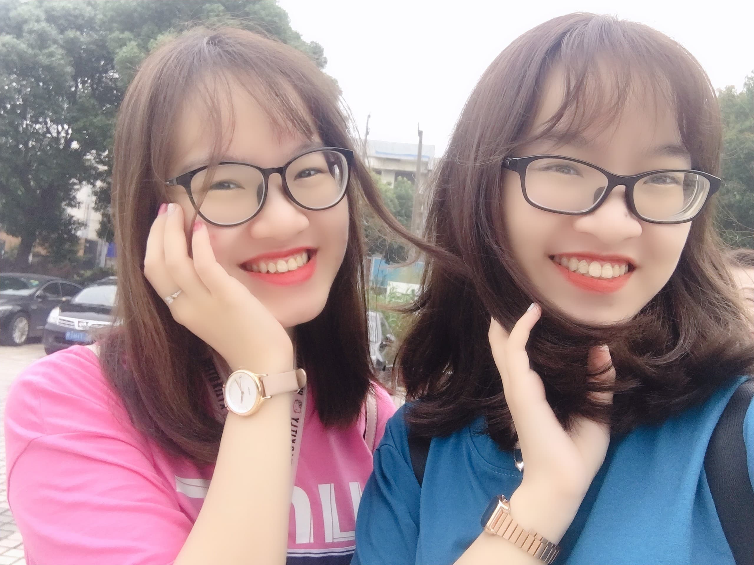 Cặp sinh đôi là thủ khoa, á khoa
