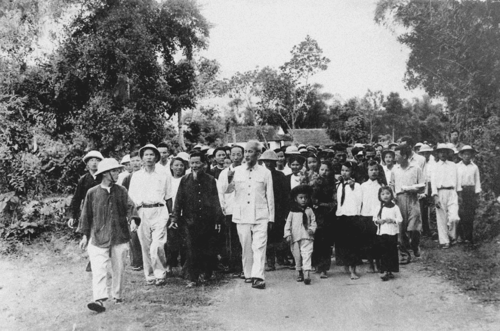 17-9-1945 và 1964: Nhớ mãi hai bức thư của Bác Hồ