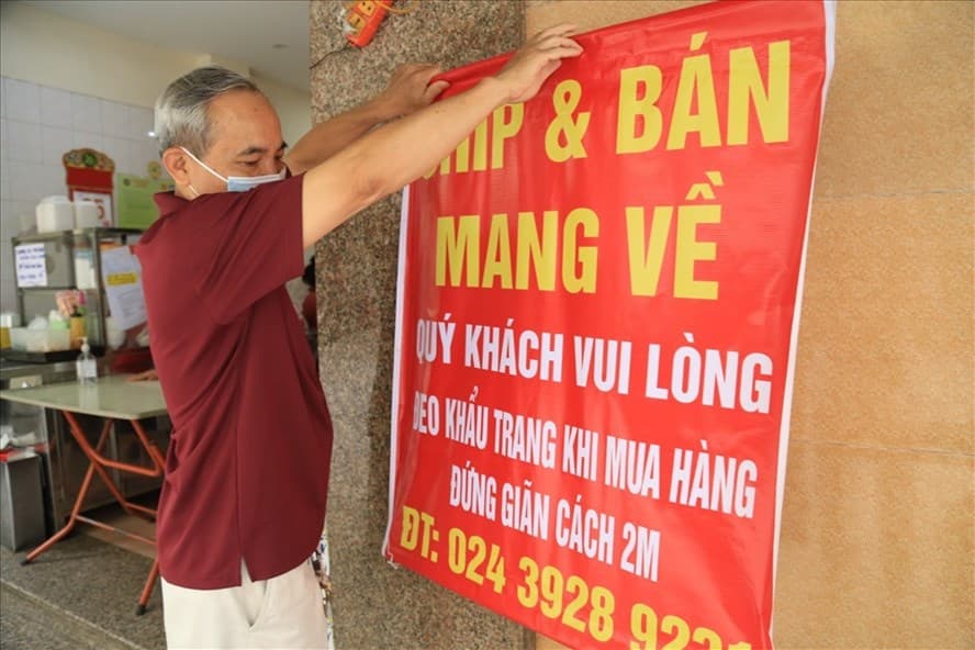 Hà Nội: Các nhà hàng, quán ăn, cơ sở kinh doanh phải tạo điểm quét mã QR