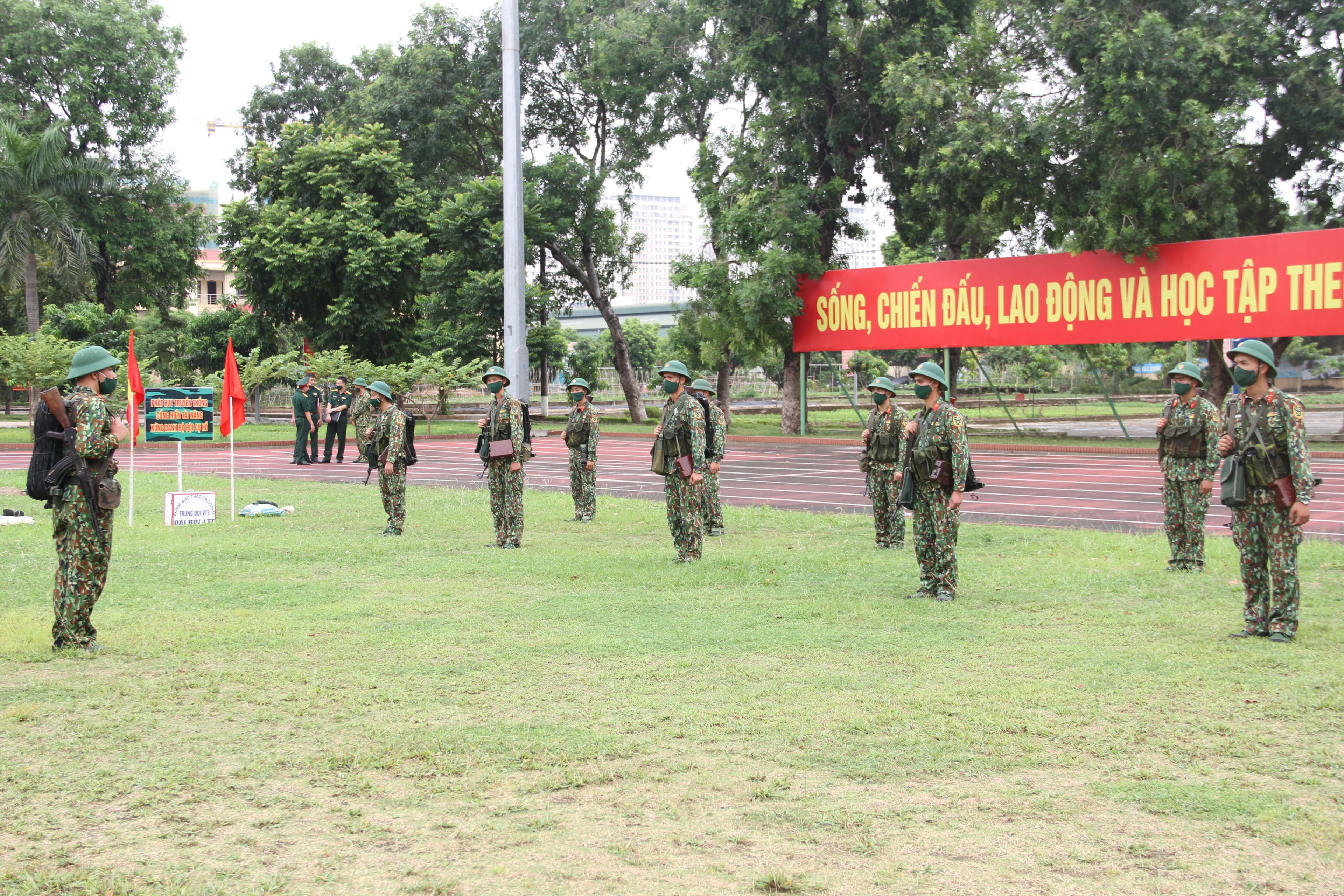 Phòng, chống dịch nghiêm, huấn luyện hiệu quả
