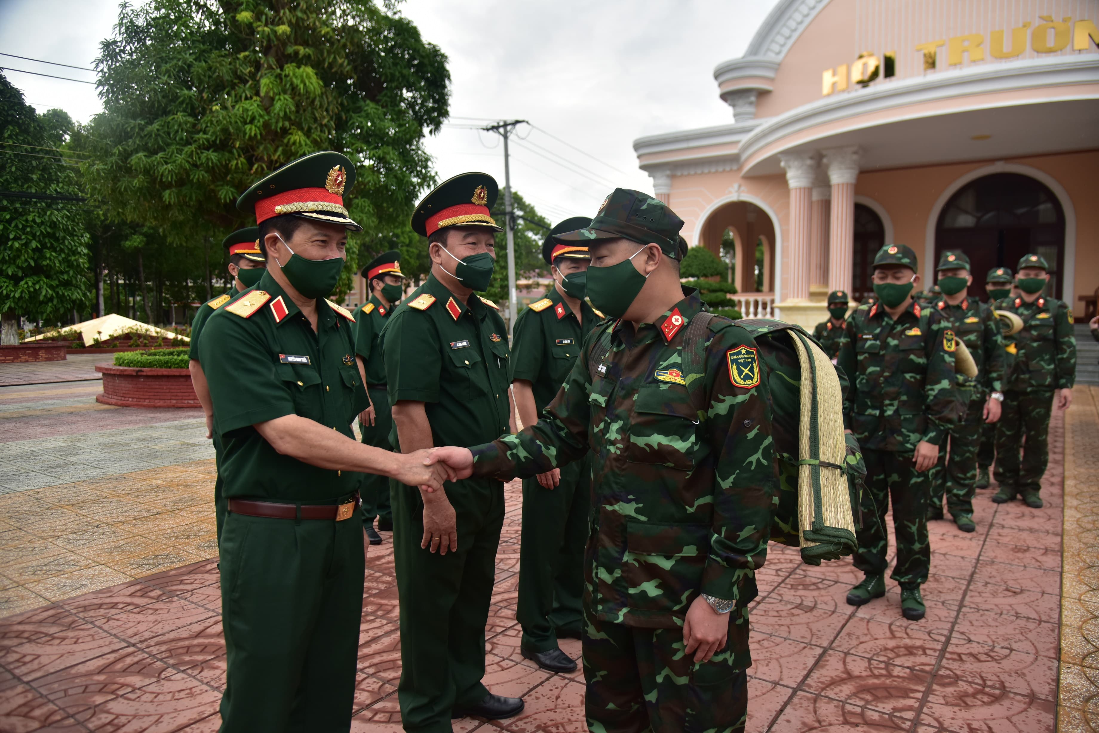 Quân khu 9 xuất quân hỗ trợ tỉnh Kiên Giang phòng, chống dịch Covid-19