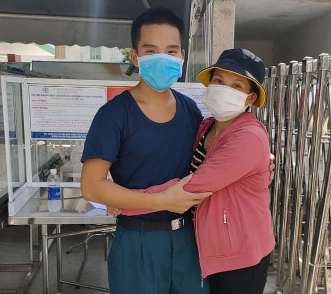 Lắng sâu tình đồng đội