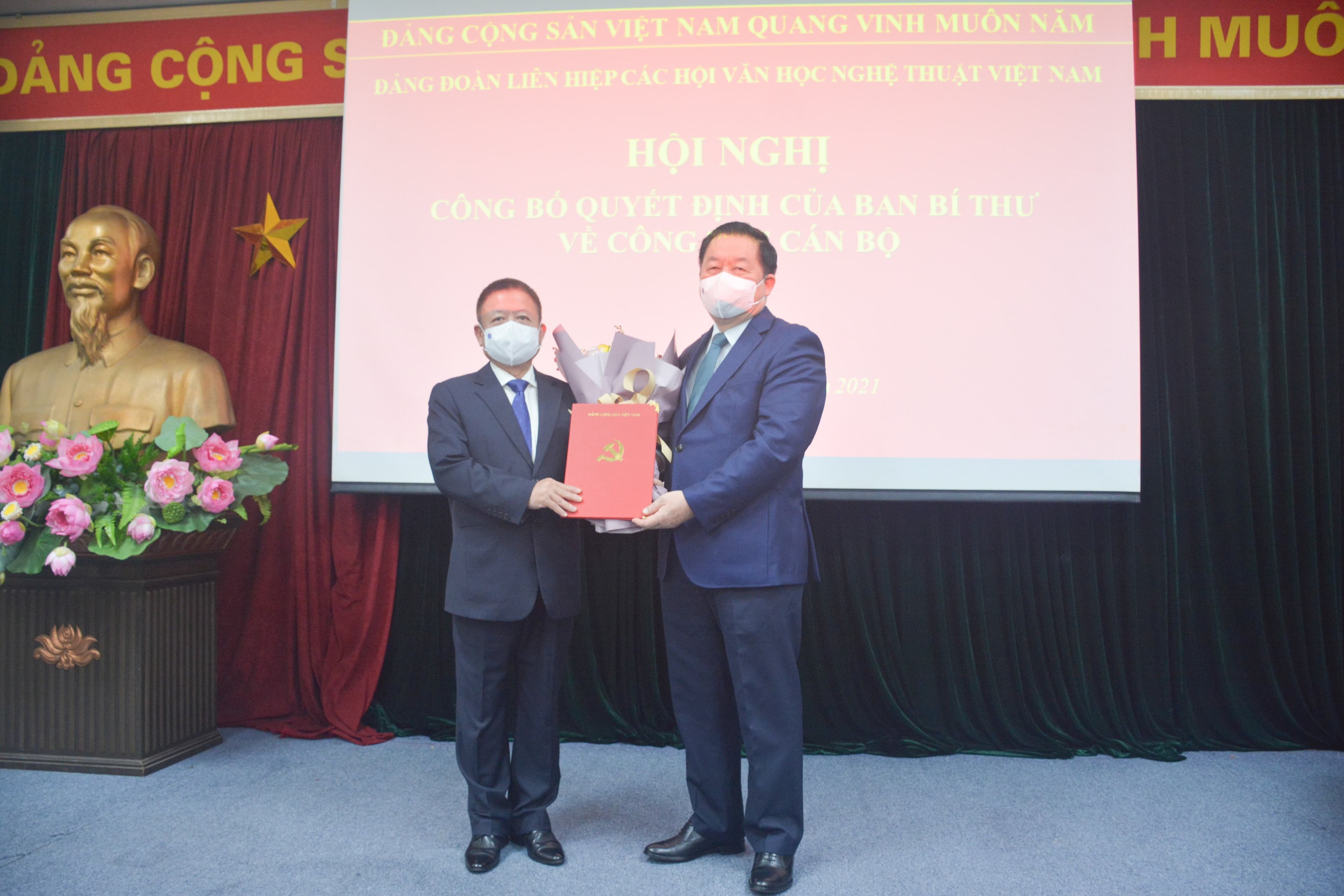 Đồng chí Đỗ Hồng Quân giữ chức Bí thư Đảng đoàn Liên hiệp các Hội Văn học Nghệ thuật Việt Nam