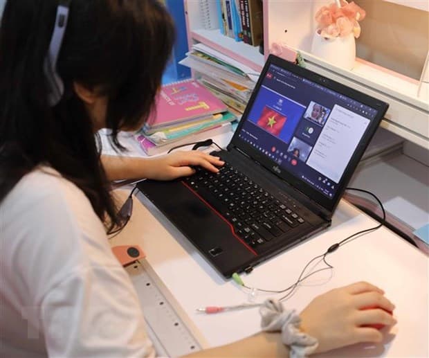 Hà Nội đề xuất giảm học phí 25% khi học trực tuyến