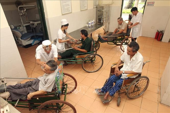 Cần liên hệ với đơn vị khi bị thương hoặc ban CHQS cấp huyện nơi cư trú