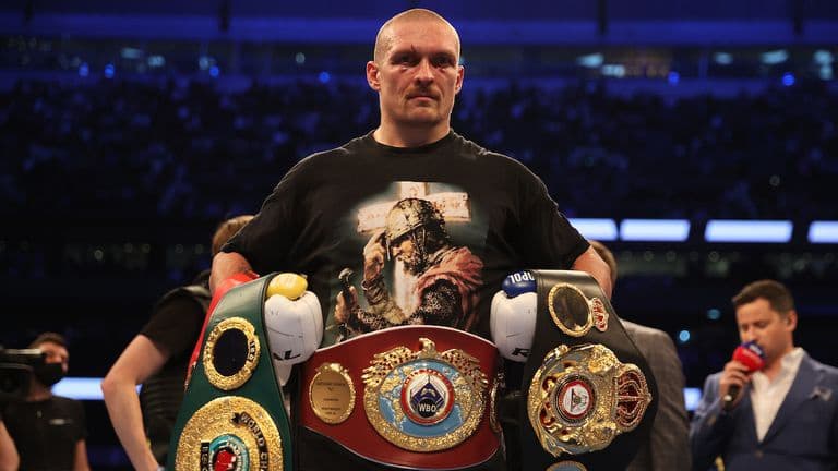 Võ sĩ O.Usyk giành 4 đai vô địch quyền Anh hạng nặng thế giới