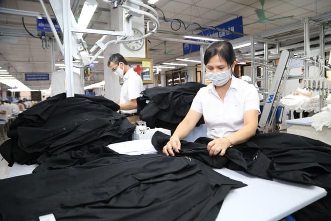 Hà Nội nỗ lực kiểm soát dịch bệnh và phục hồi kinh tế trong trạng thái bình thường mới