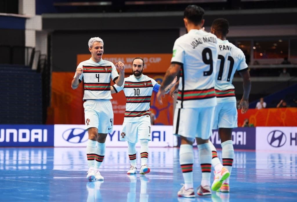 Thắng kịch tính, Bồ Đào Nha giành vé vào bán kết Futsal World Cup 2021