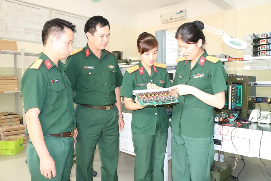 “Chìa khóa” vạn năng ở Lữ đoàn 205