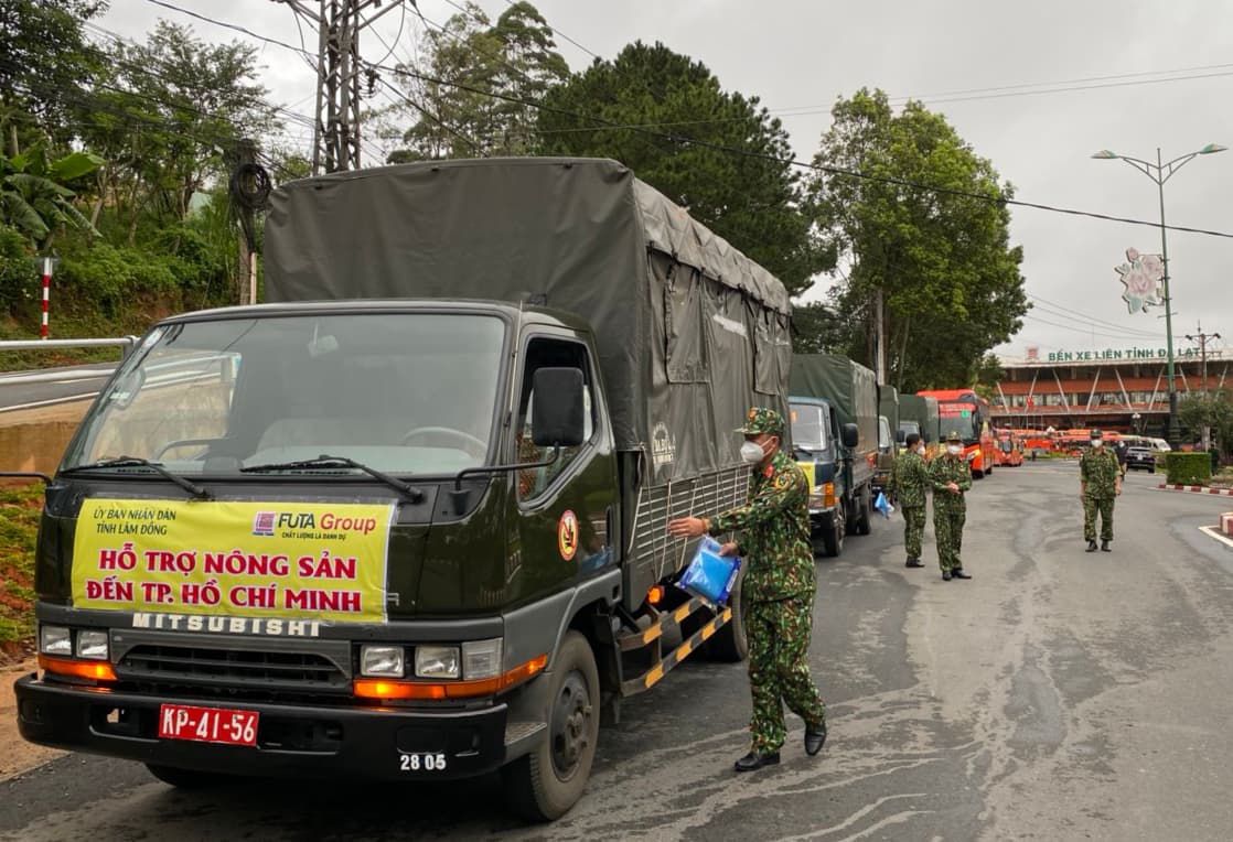 Tập đoàn Phương Trang tiếp tục hỗ trợ các địa phương phòng, chống dịch Covid-19