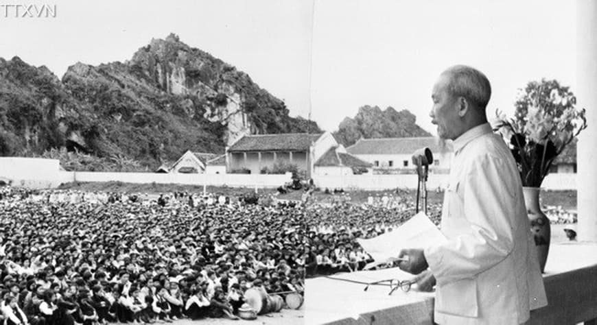 8-10-1961: Bác Hồ căn dặn đào tạo, bồi dưỡng cán bộ miền núi