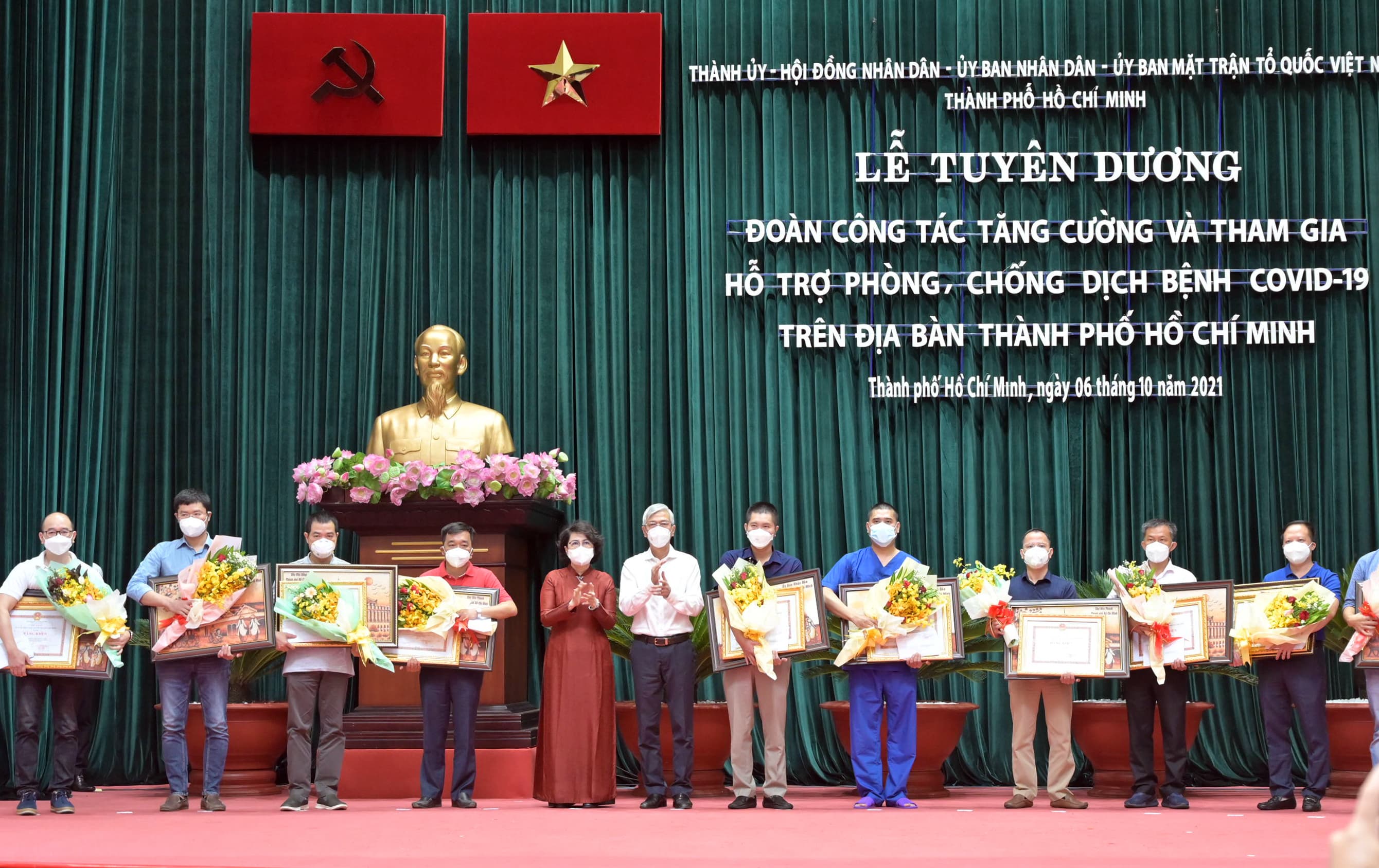 TP Hồ Chí Minh tuyên dương các đoàn công tác tăng cường, hỗ trợ phòng, chống dịch Covid-19