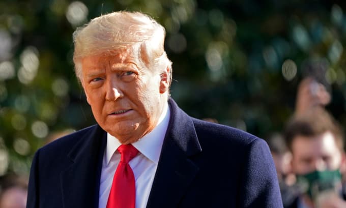 Cựu Tổng thống Donald Trump “rớt” khỏi danh sách Forbes 400