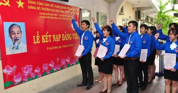Vì sao cán bộ không dám nói?