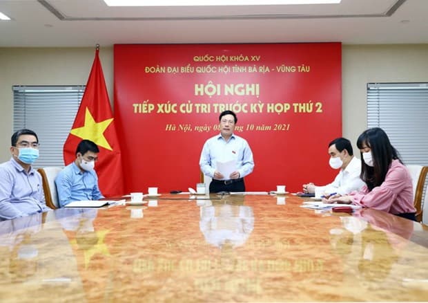 Phó thủ tướng Thường trực Chính phủ Phạm Bình Minh tiếp xúc cử tri