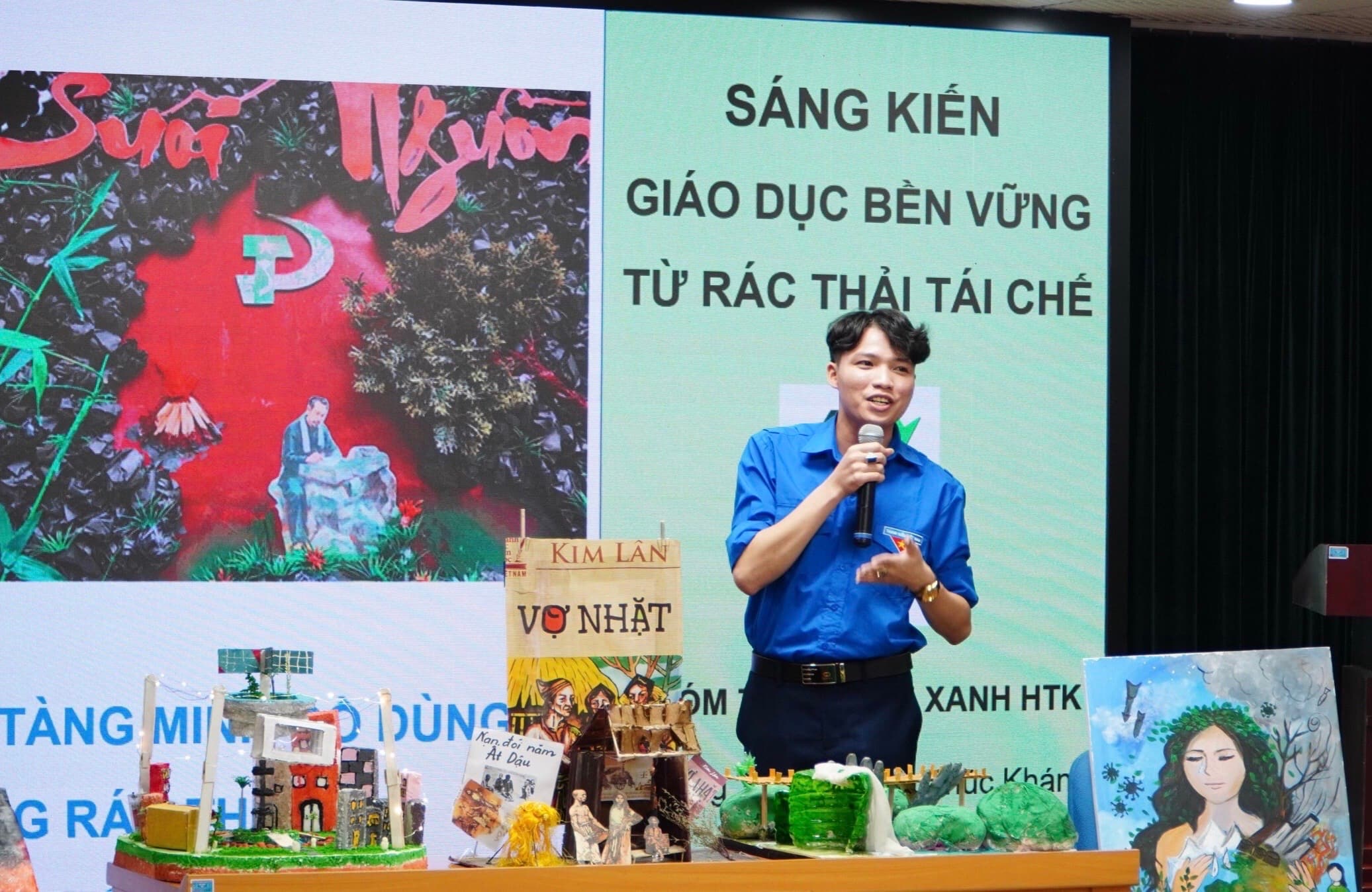 Tái chế rác thải thành đồ dùng dạy học