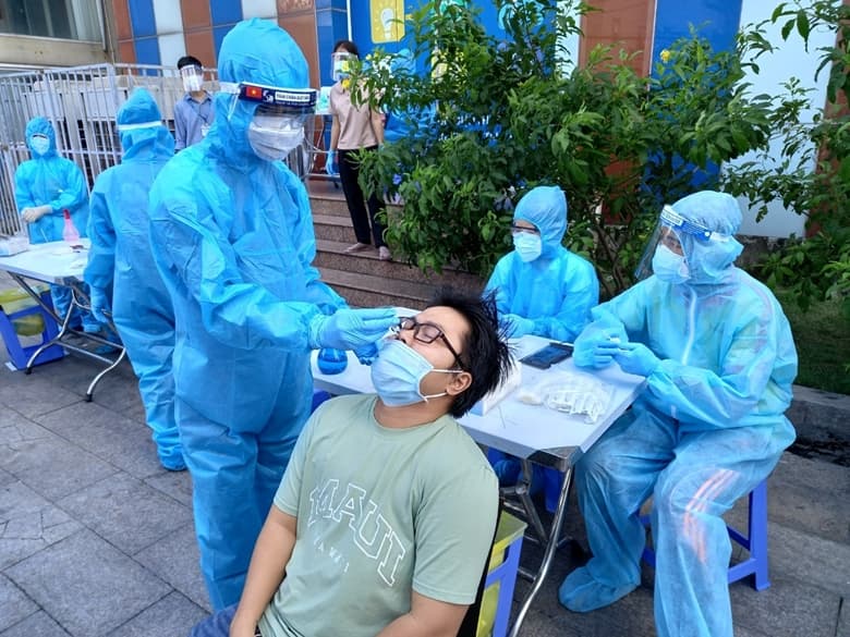 Hà Nội thêm 9 F0 liên quan đến Bệnh viện Hữu Nghị Việt Đức