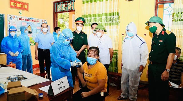 Bản tin Covid trưa 11-10:Ca nhiễm mới - Hà Nam thêm 15, Bắc Ninh thêm 2, TP Hồ Chí Minh giảm mạnh