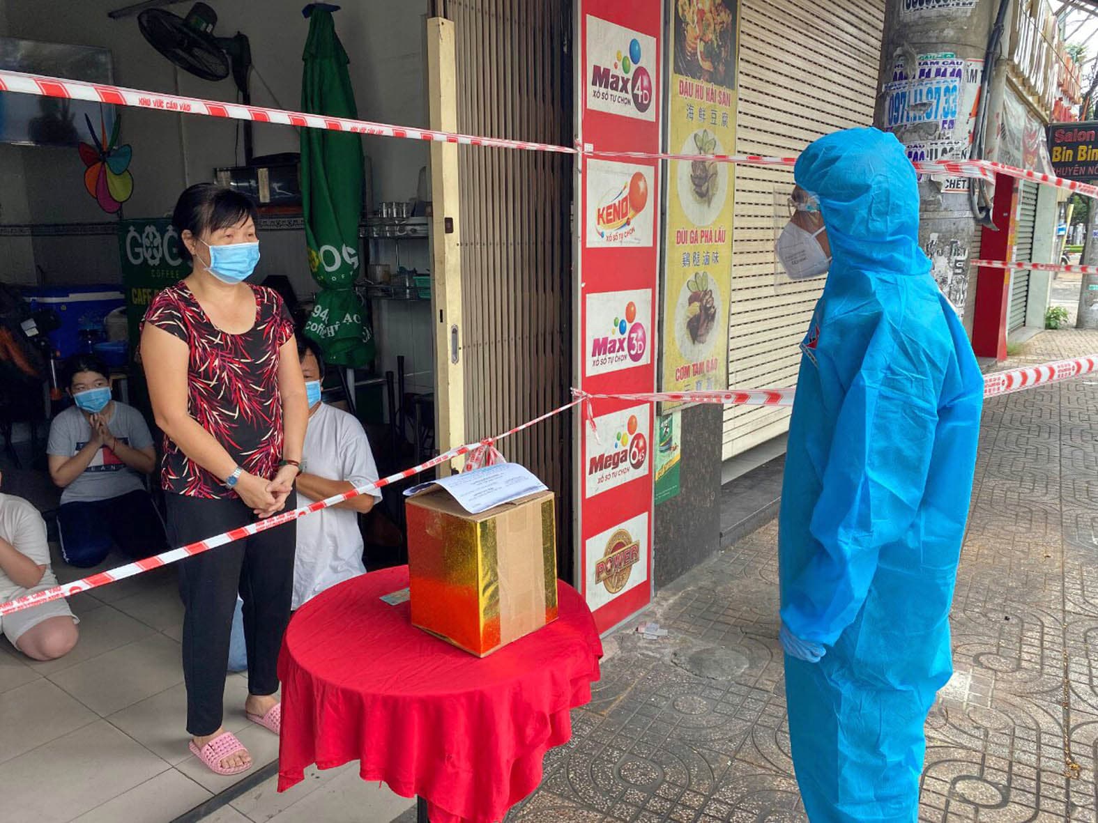 "Tổ công tác đặc biệt" và nhiệm vụ từ trái tim người quân nhân