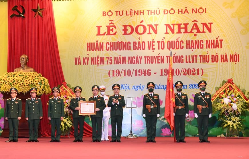 Đại tướng Phan Văn Giang dự Kỷ niệm 75 năm Ngày truyền thống Lực lượng vũ trang Thủ đô