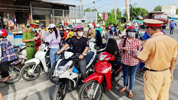Bản tin Covid trưa 18-10: Sóc Trăng, Cà Mau F0 tiếp tục tăng; Phú Thọ 53 người nghi dương tính, 4 ổ dịch chưa rõ nguồn lây