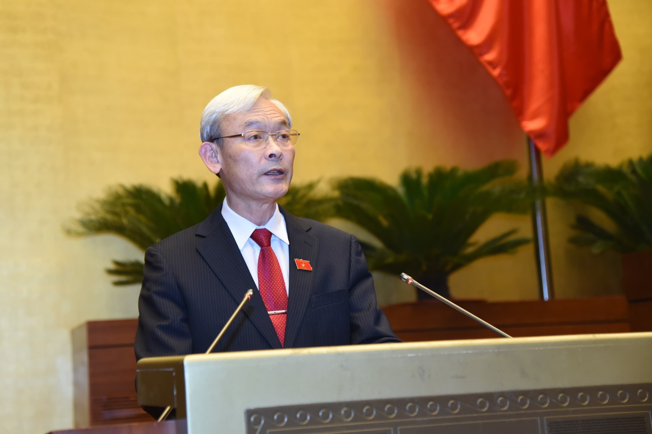 Quốc hội trăn trở tìm nguồn cải cách tiền lương năm 2022